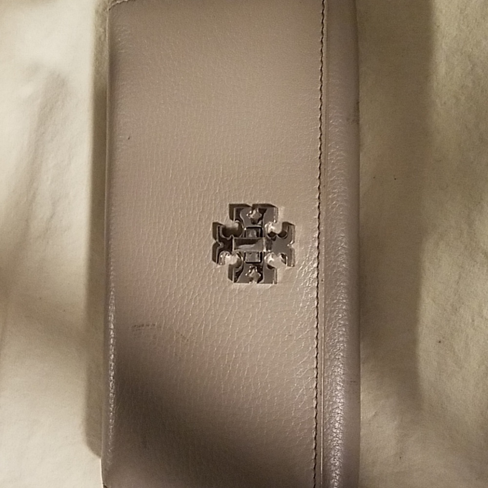 Tory Burch wallet